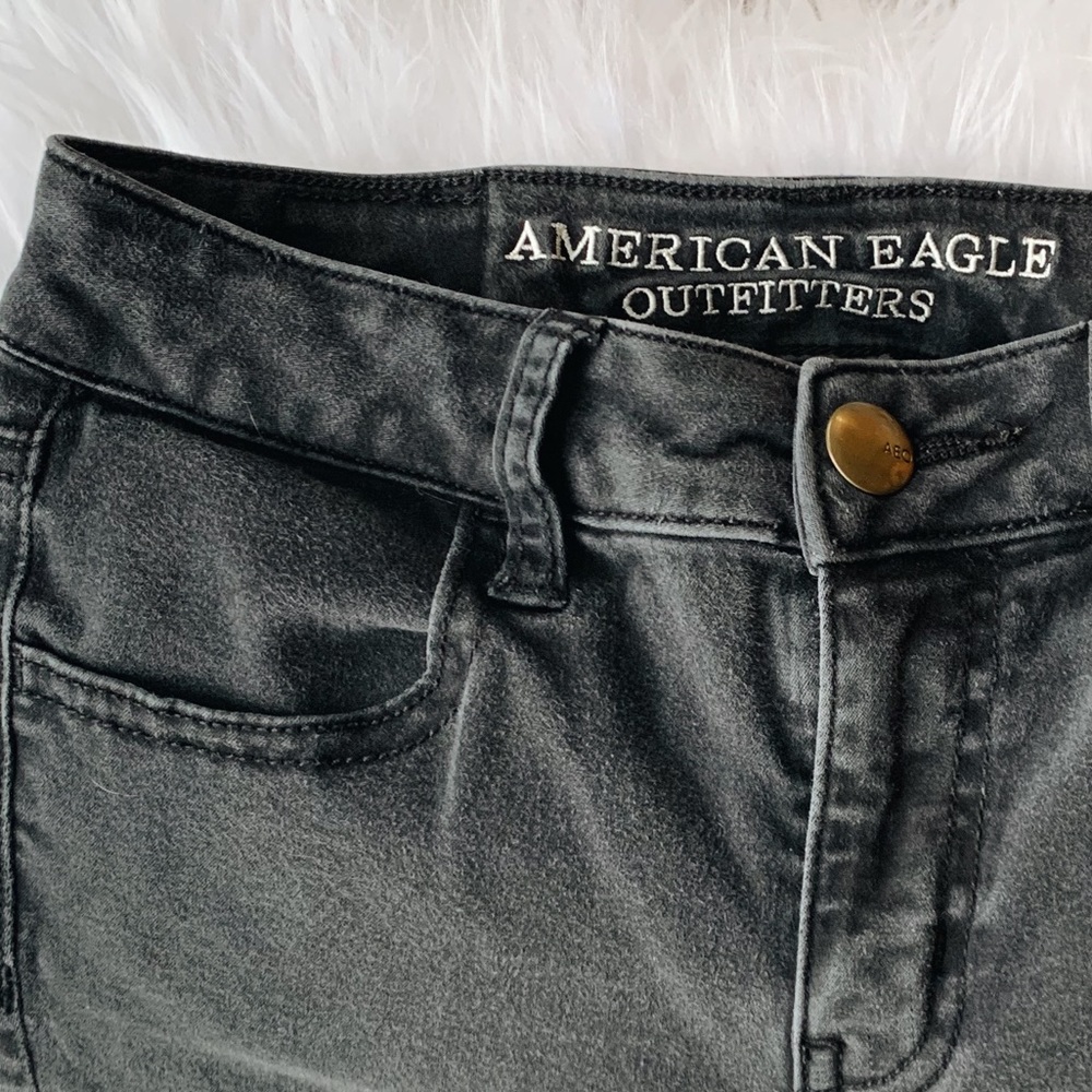 DARK GREY AMERICAN EAGLE JEANS